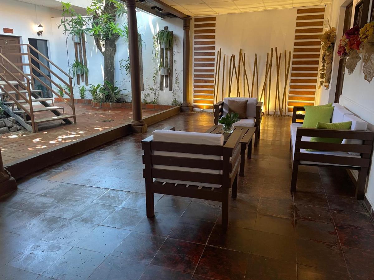 Casa Hotel Santa Lucia Suchitoto Esterno foto